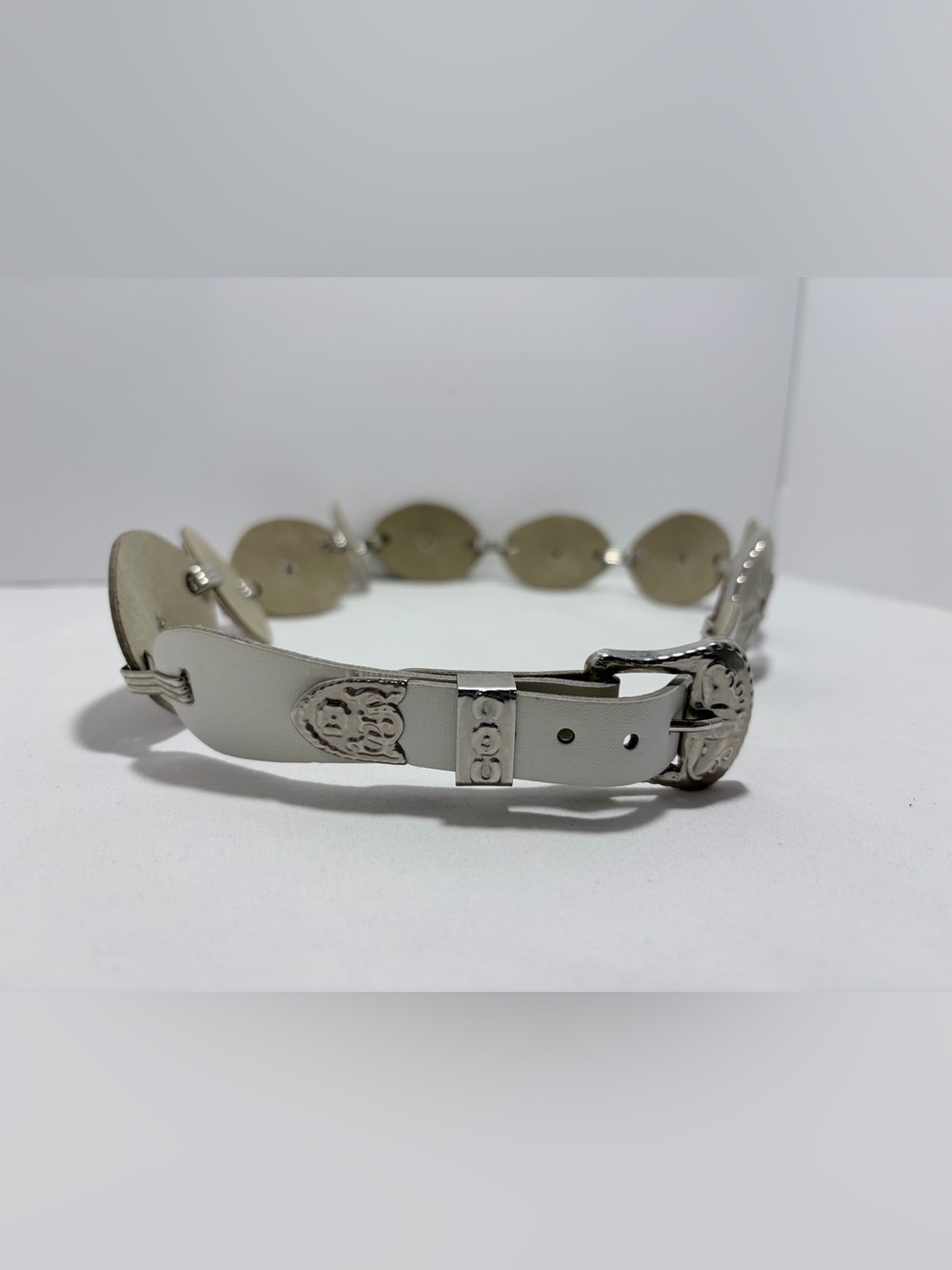 Vintage White Leather Western-Style Women's Belt with Silver Accents